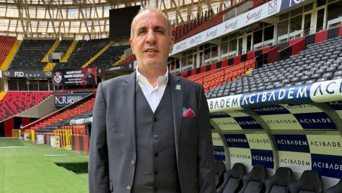 Gaziantep FK Başkan Vekili Ömer Çakmak, "Tek hedefimiz başarılı olmak" dedi